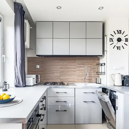 Perfect Spot! By Vaya Apartamento Varsovia
